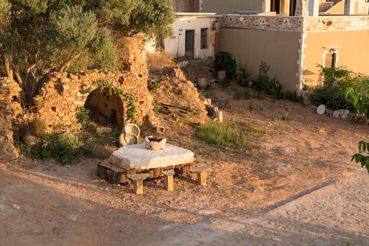 Secret Village Aparthotel Lameriana