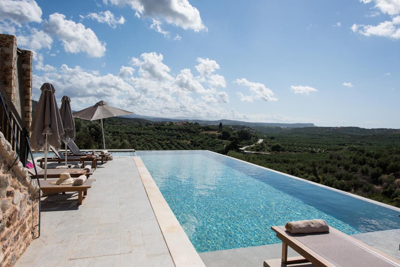 Secret Village Aparthotel 4*