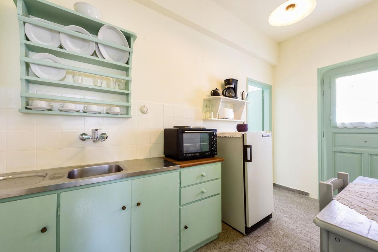 Agnanti Apartment *