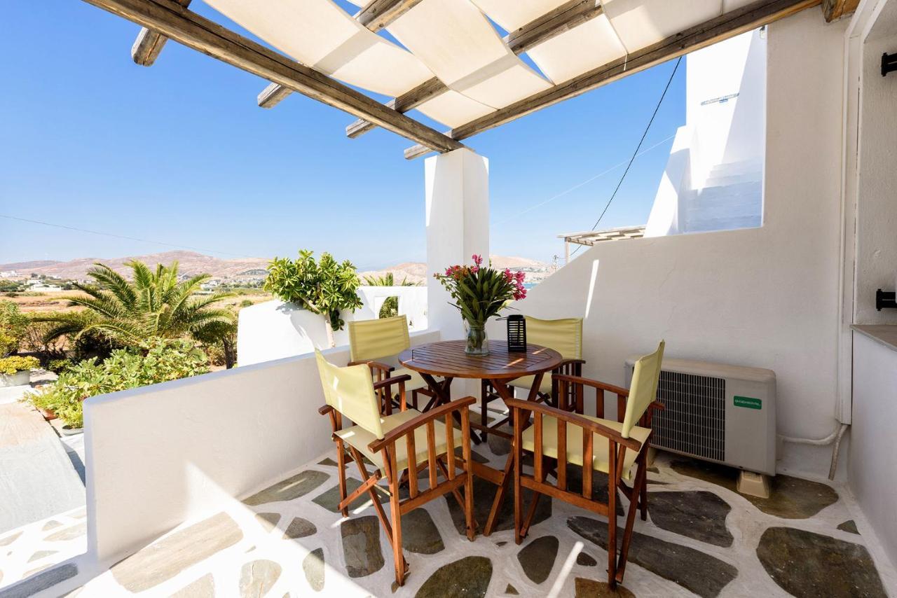 Agnanti * Naousa (Paros)