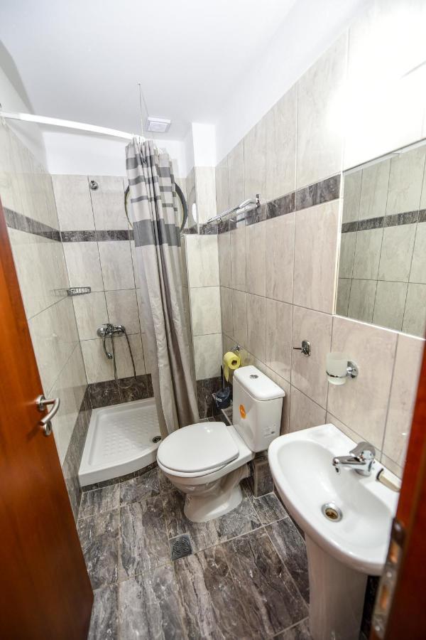 Toronto Hotel *