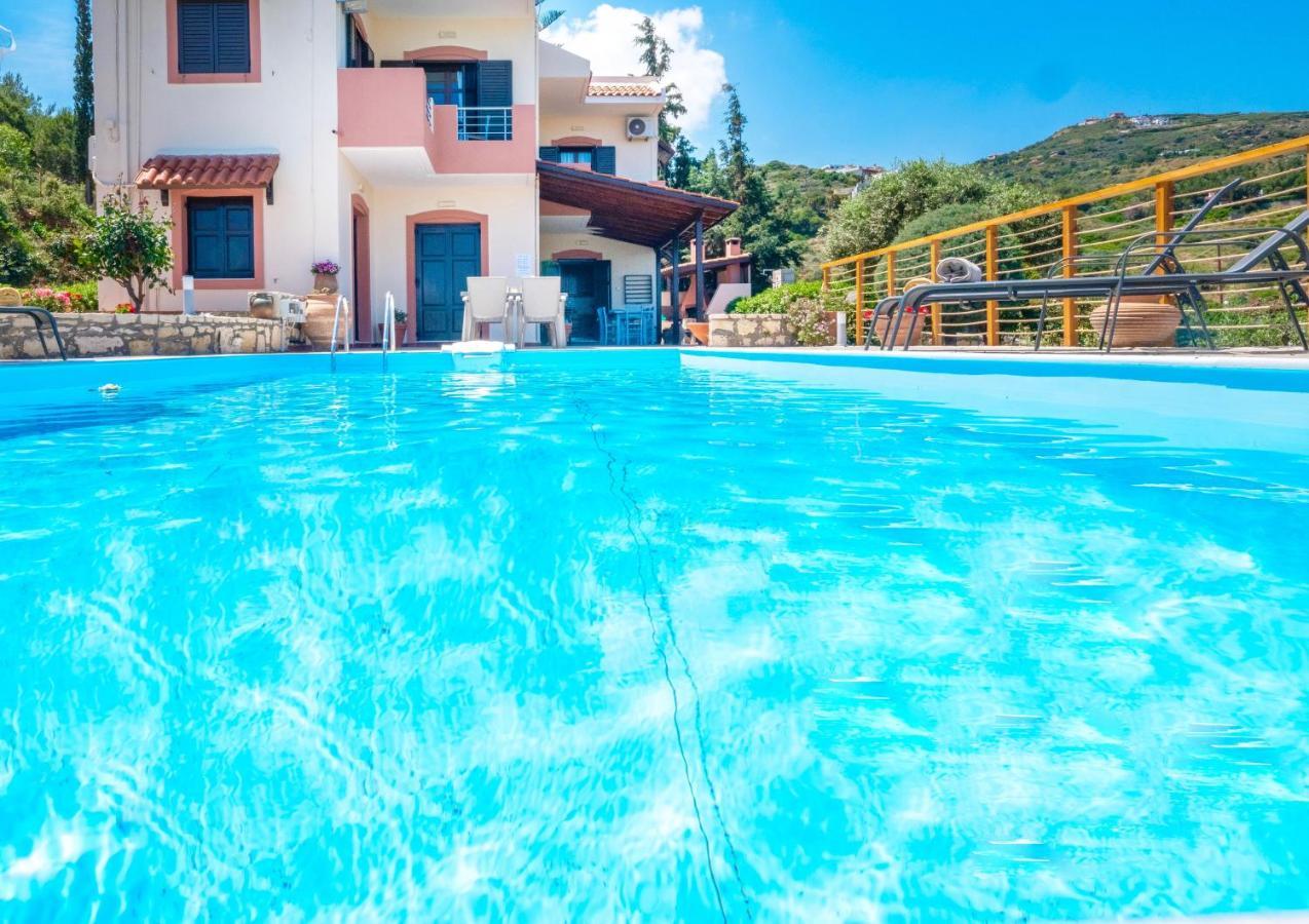 Lygaria Villa *