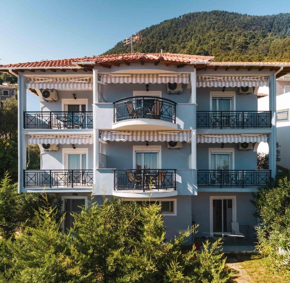 Aparthotel Tasos