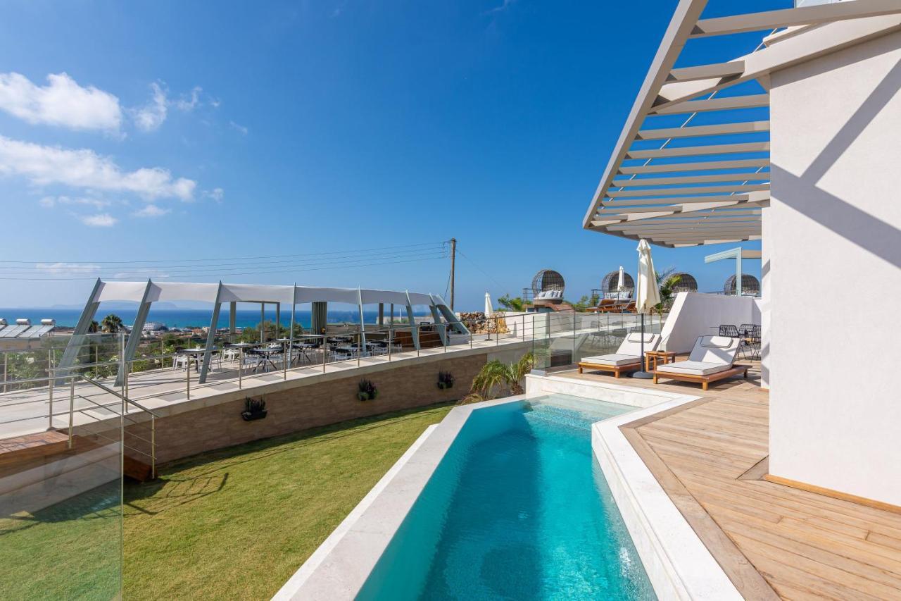 Onira Dreams Hotel