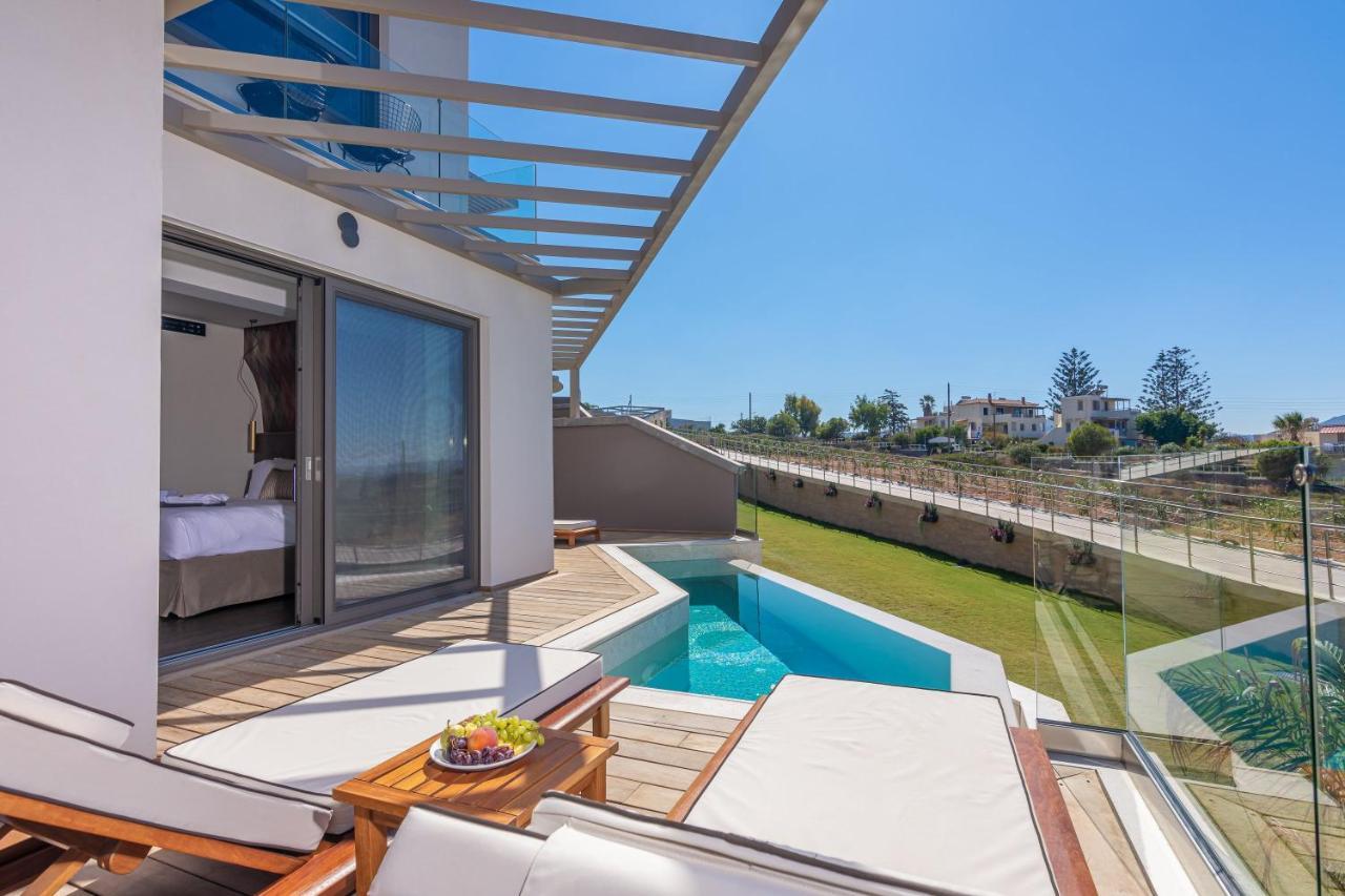 Onira Dreams Hotel