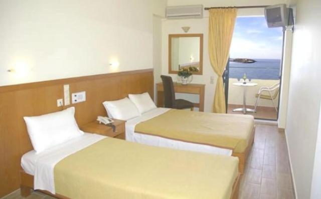 Nikis Hotel 2*