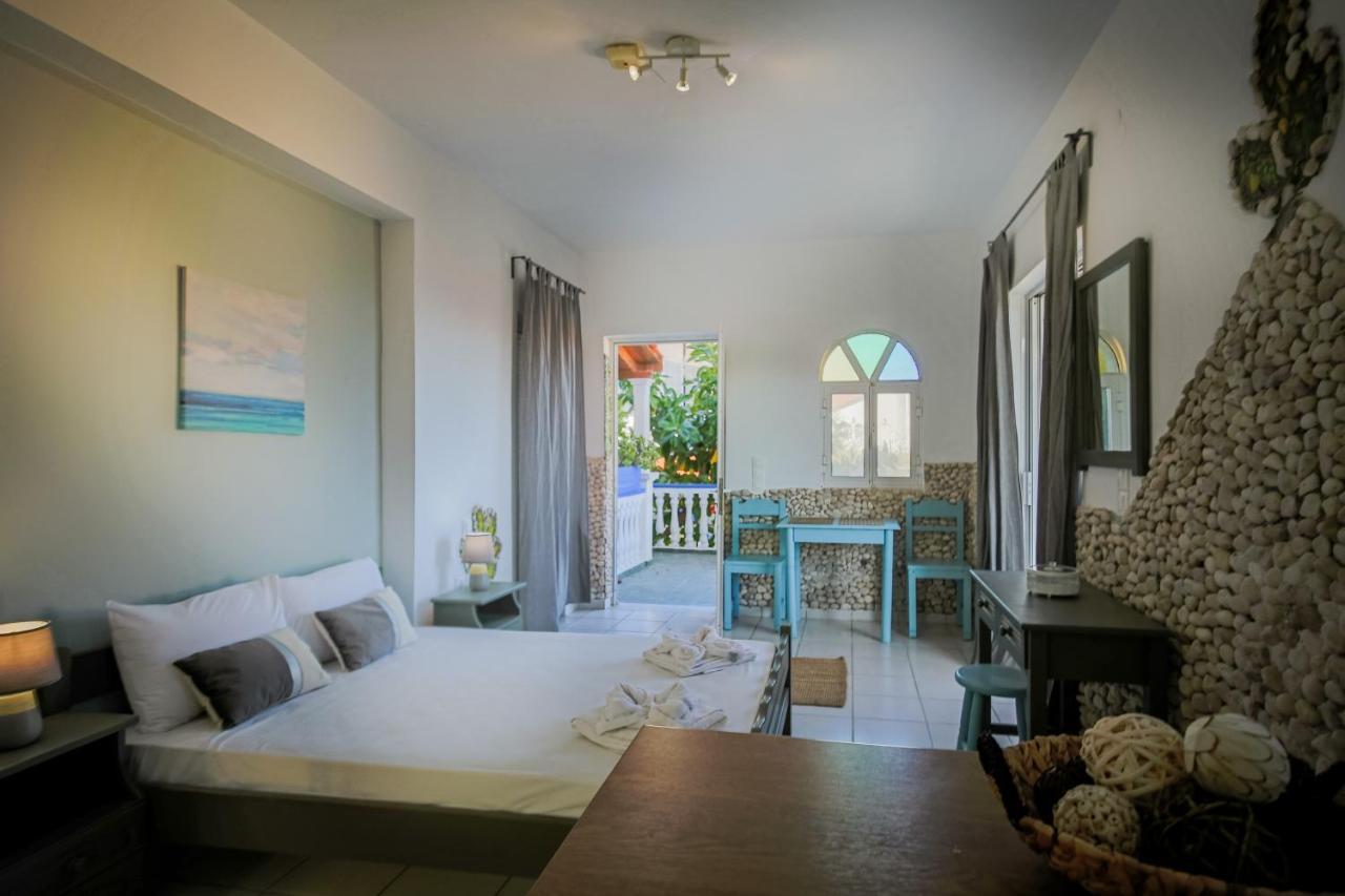 Aparthotel Velendzas Holidays