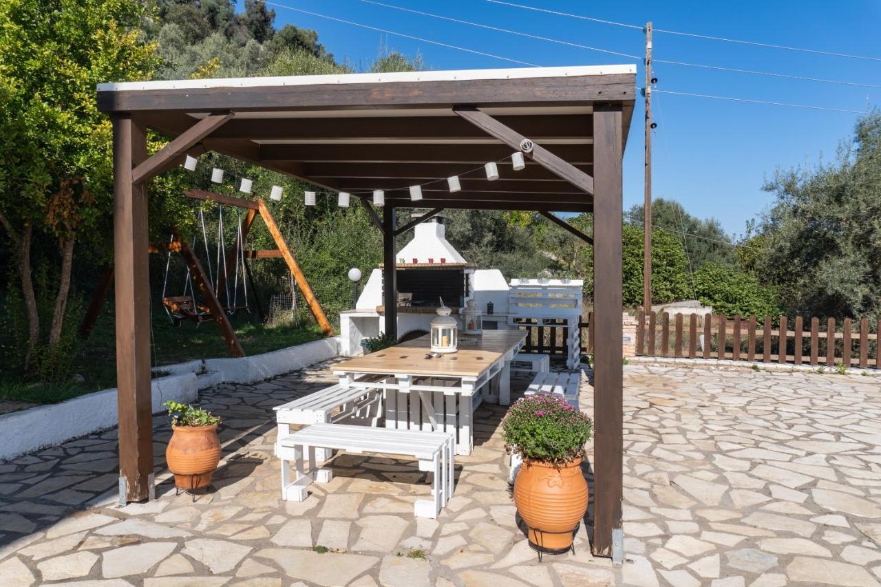Ithaki Holidays Apartment Frinion
