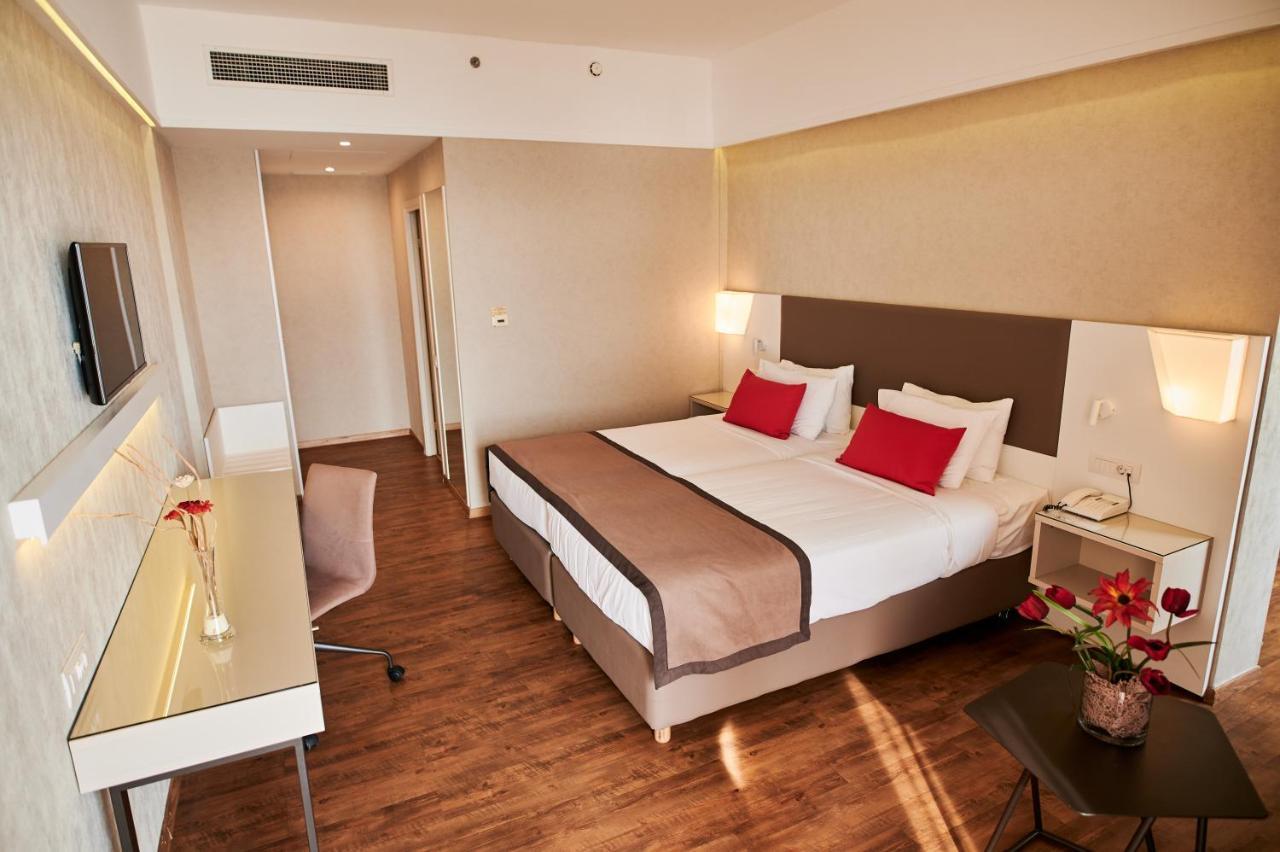 Hotel Ramada Plaza By Wyndham Thraki 5*
