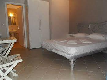 Apartment Marios- Under The Volcano Zefiria