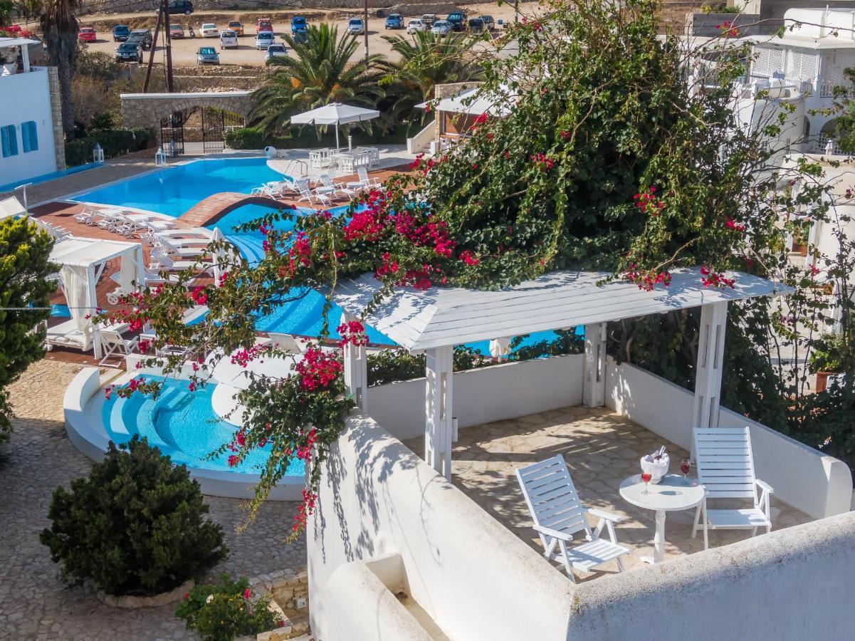 Chora & Hotel
