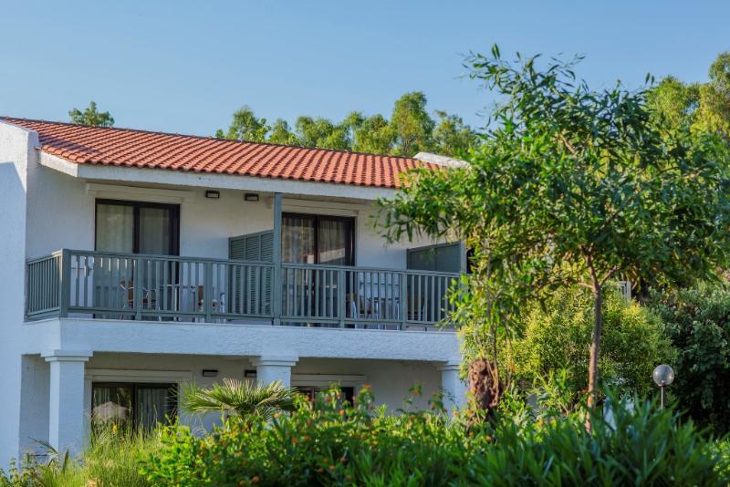 Hotel Golden Coast &