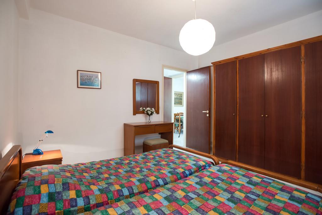 Marinos Apartment