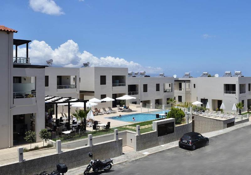 Carisa Hotel 3*