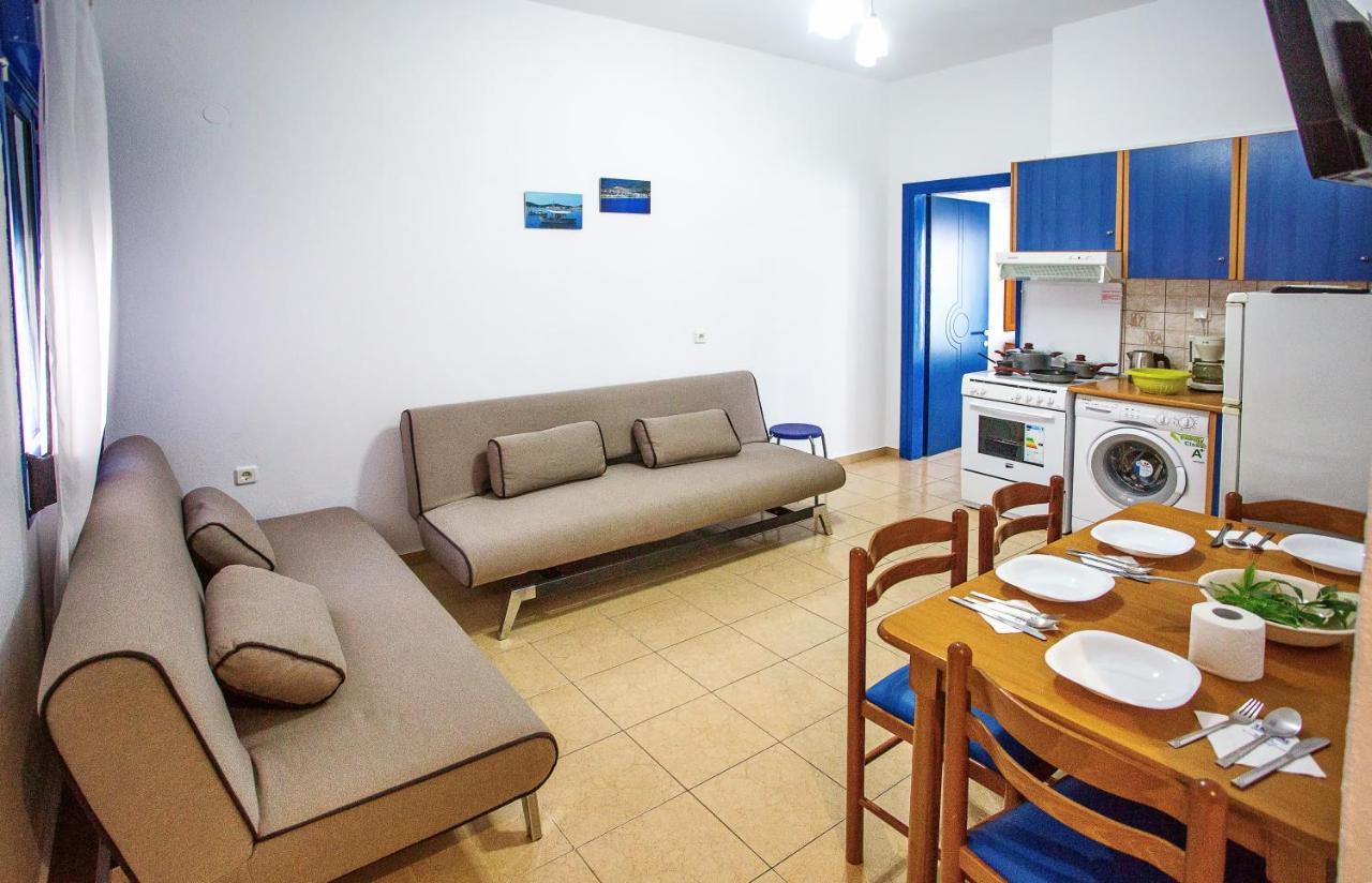 The Blue Aparthotel Nea Peramos (Macedonia)