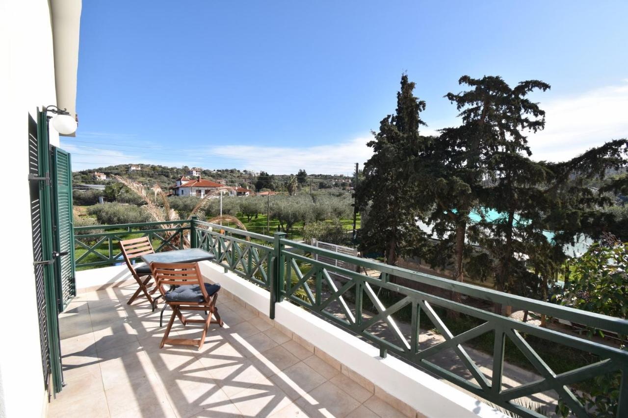 Pandora Sea Side Maisonette, * Nikiti (Sithonia)