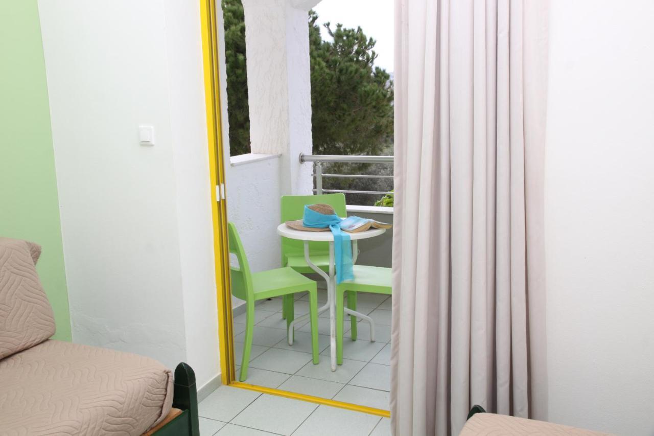 Apollon Aparthotel 3*