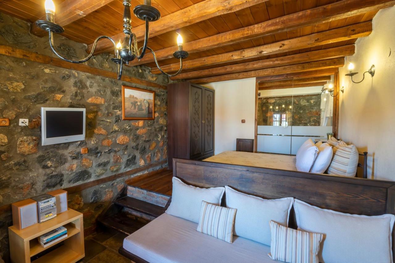 Rouga Mountain Boutique &