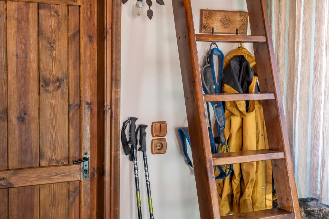 Rouga Mountain Boutique & Agios Athanasios (Pella)