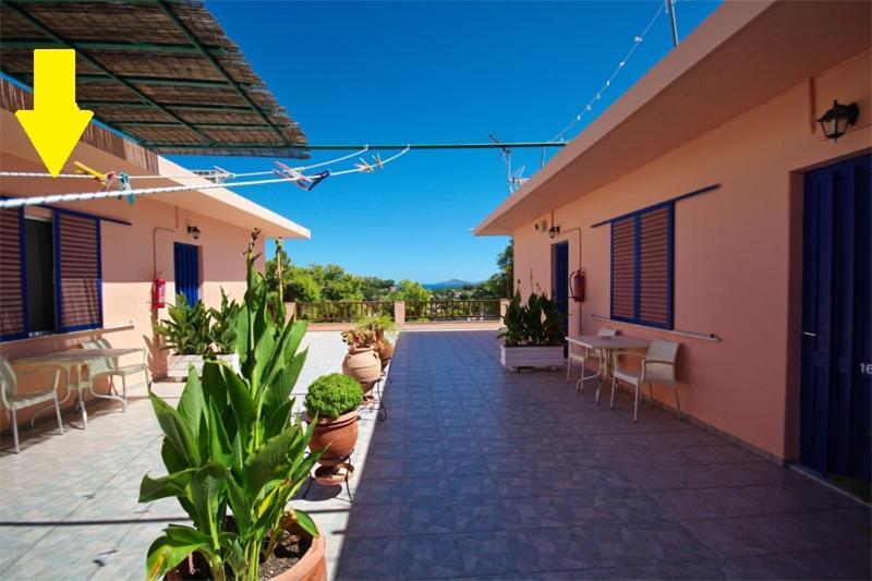 Inn Apostolis 3*