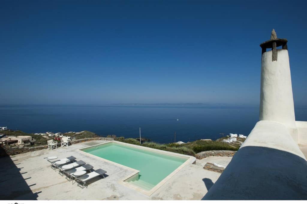 Villa Spectacular Sunset View At Melissaki