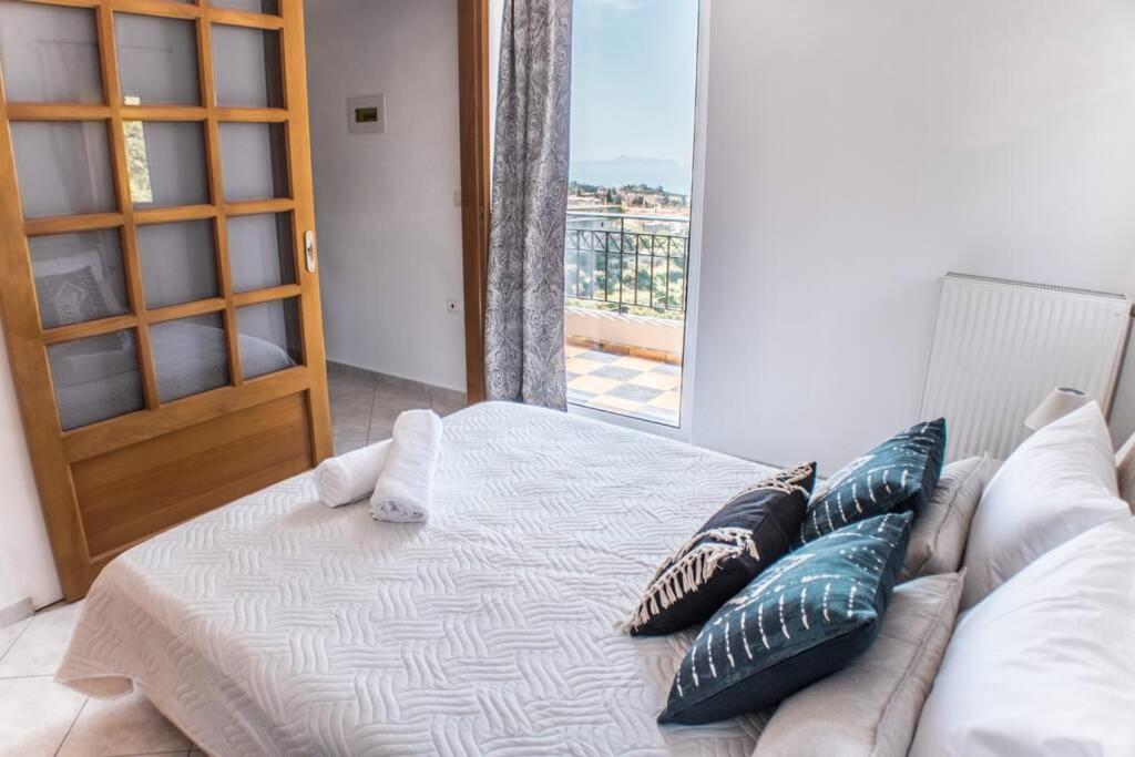 Ventus, 40sqm Private Pool & Hot Tub! *