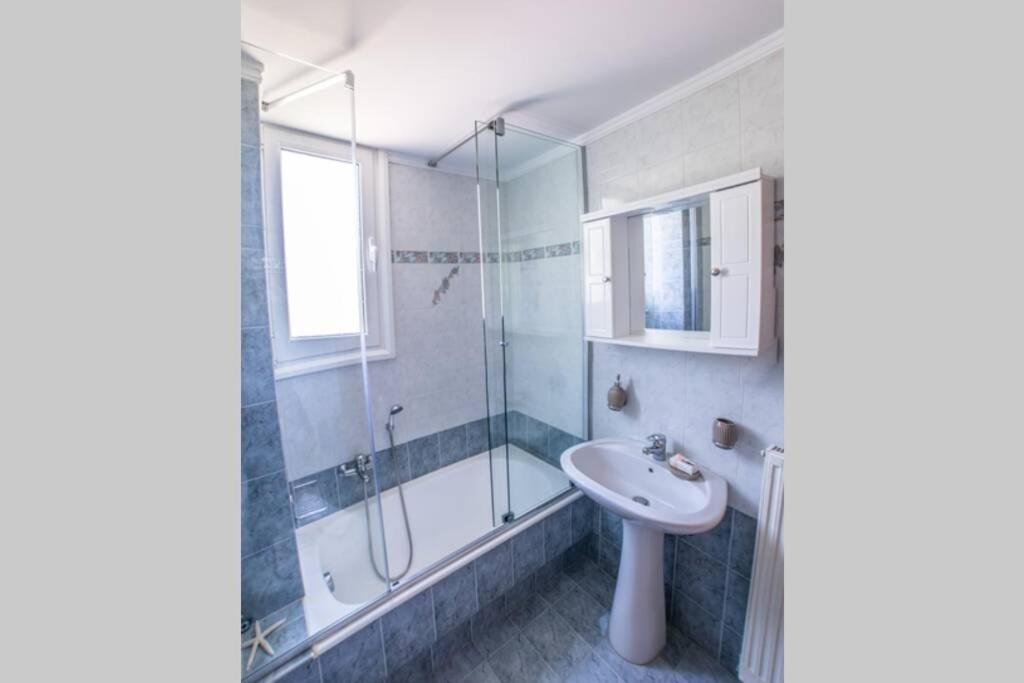 Ventus, 40sqm Private Pool & Hot Tub! *
