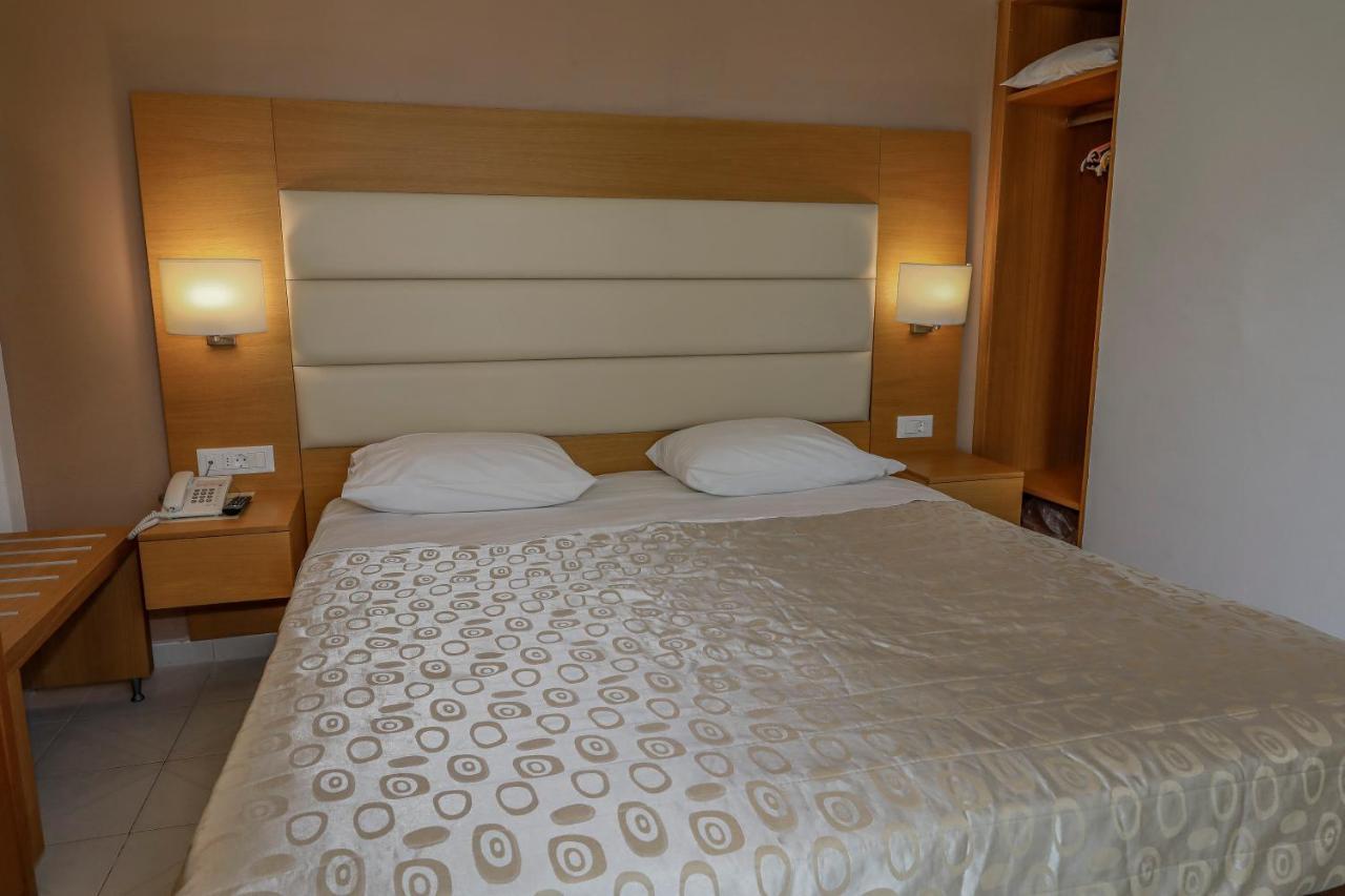 Africa Hotel 2*