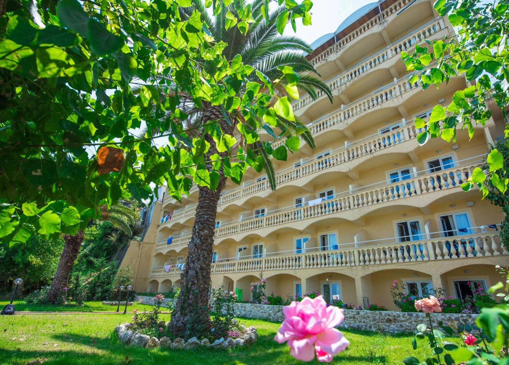 Hotel Pontikonisi &