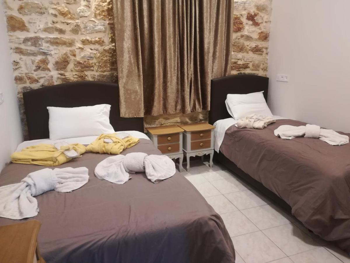 Skourtaniotis 2* Loutra Edipsou (Evia)
