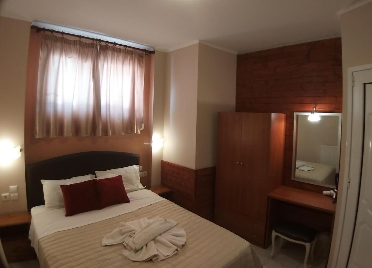 Skourtaniotis 2* Loutra Edipsou (Evia)