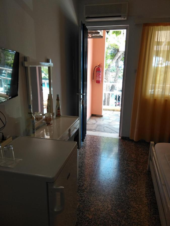 Inn Apostolis