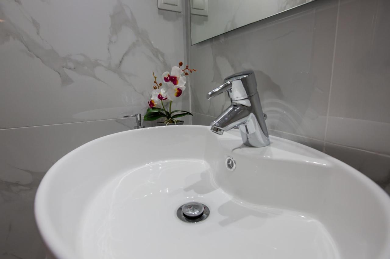 Guest house Chrisi Akti