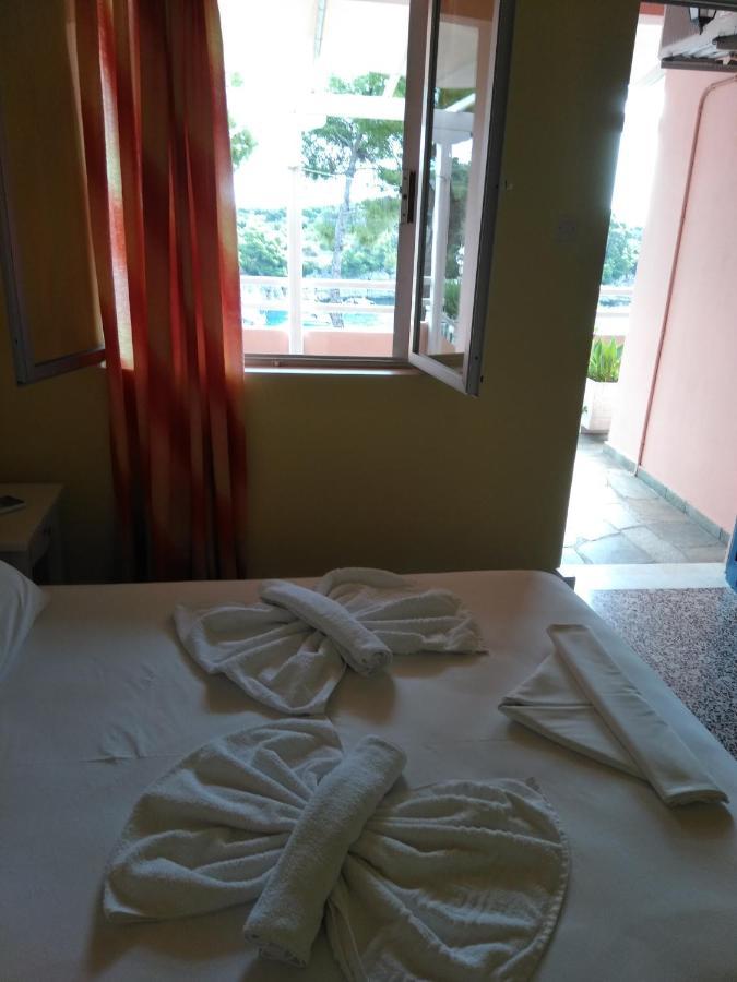 Apostolis Inn 3*