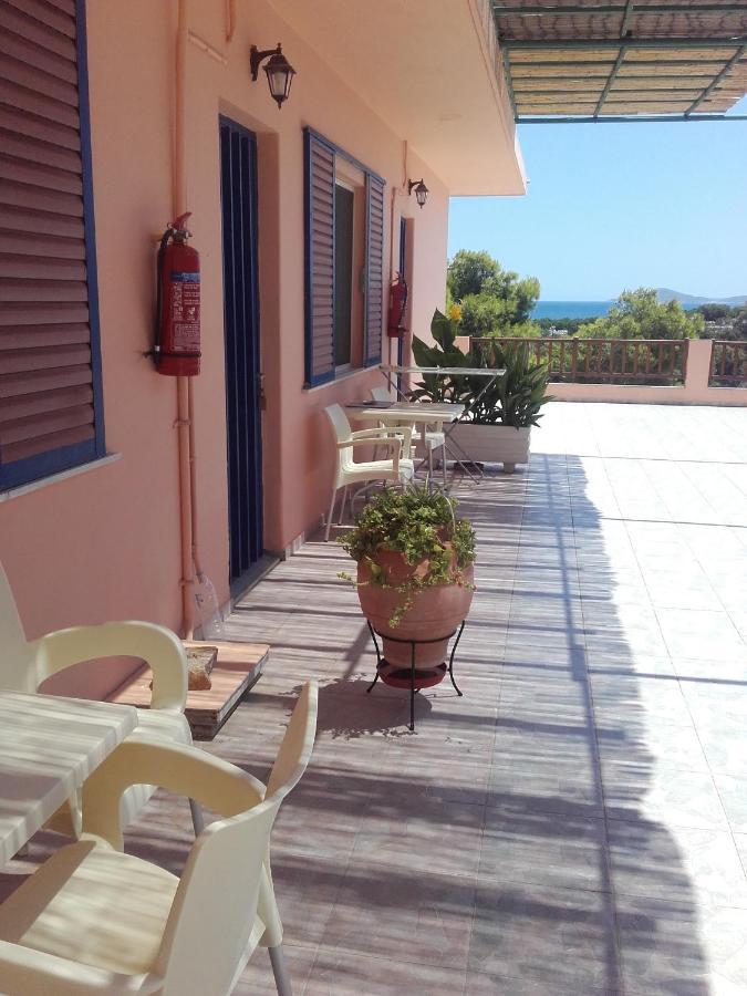Apostolis 3*