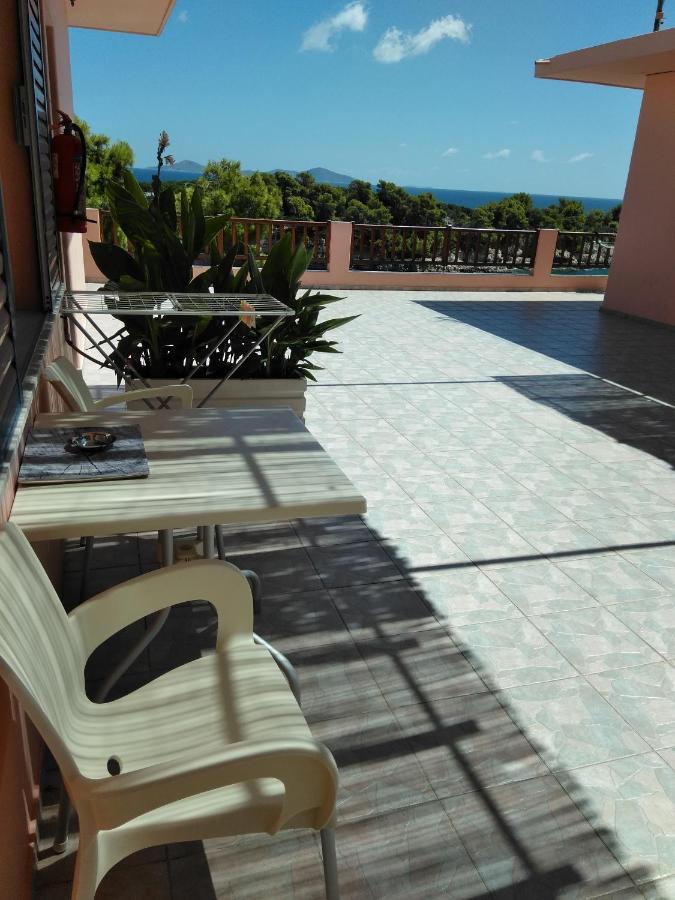 Inn Apostolis 3*