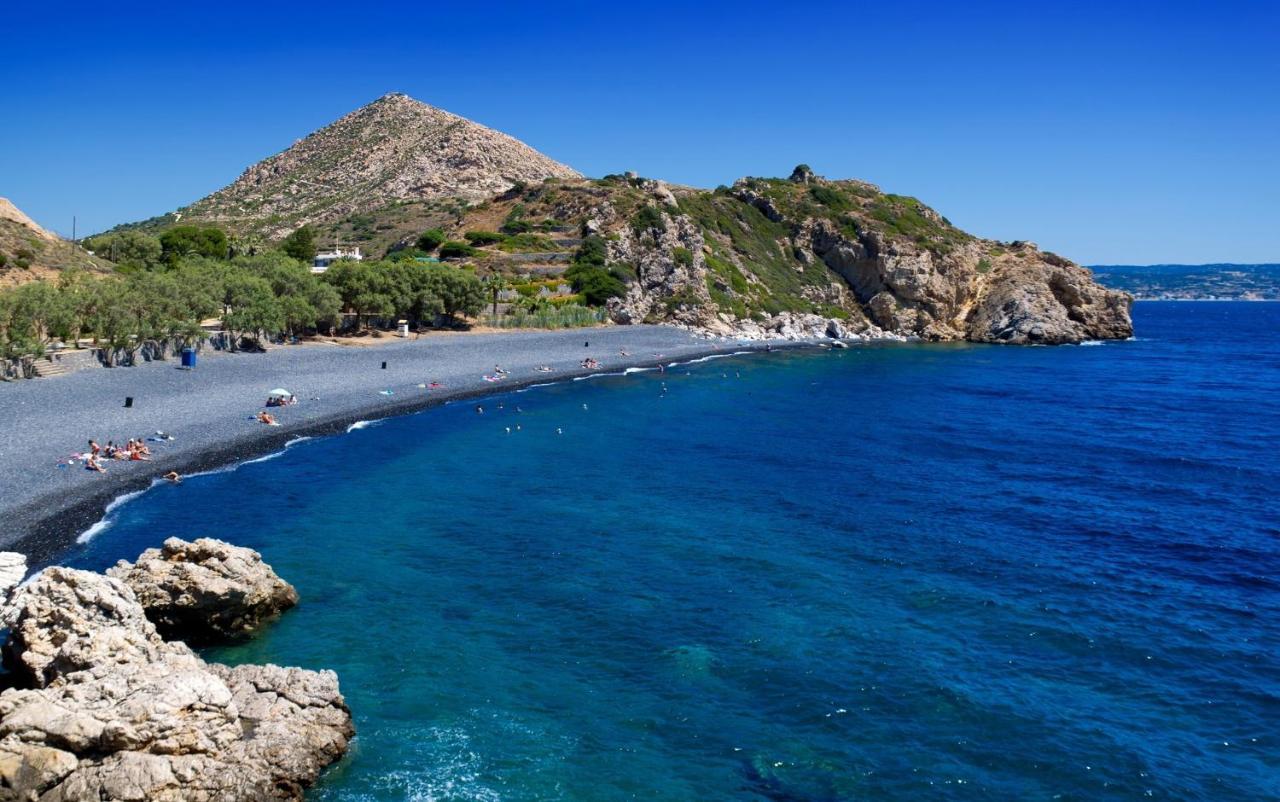 Filoxenia * Chios Town