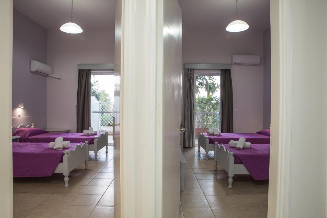 Aparthotel Tom & John Center 4*