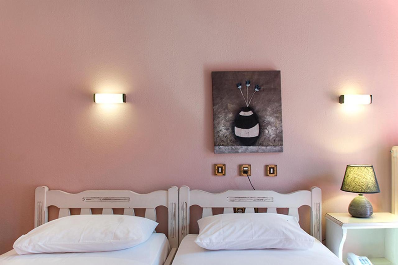 Hotel Zefiros 2*