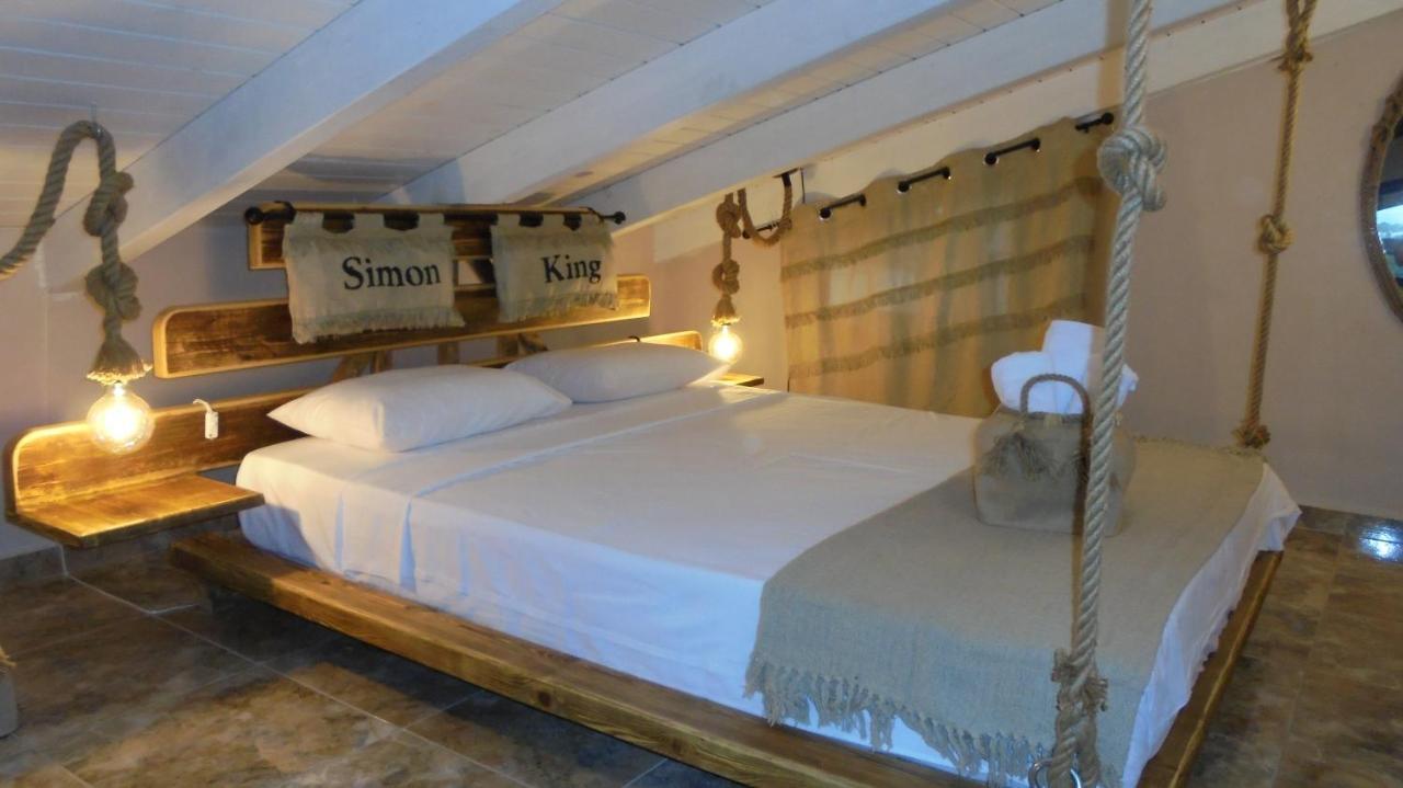 Apartment Simon King Vourvourou