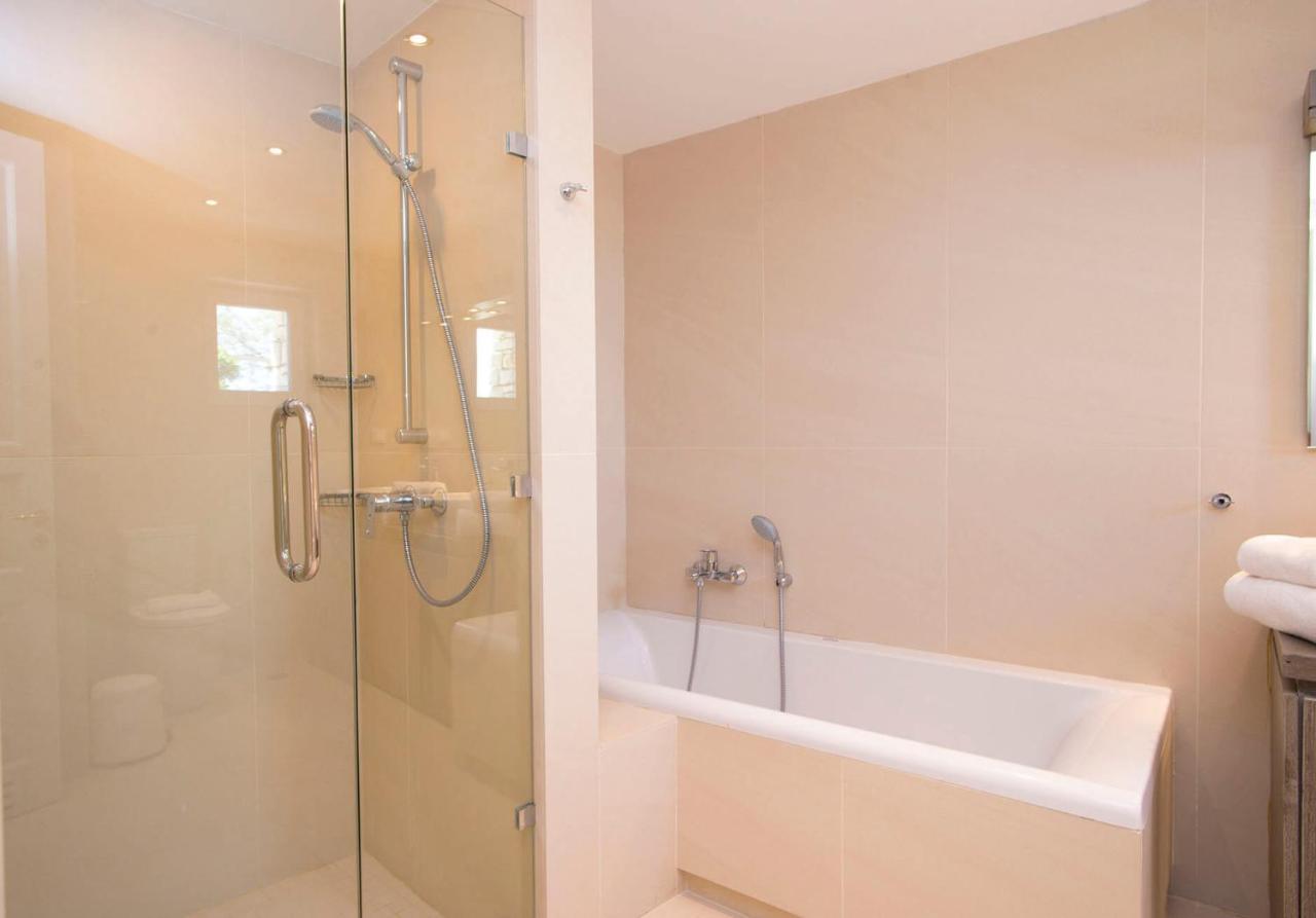 Villa Paleopetres Blanche - Private Pool - Sea Views - Nissaki - North East Coast - *