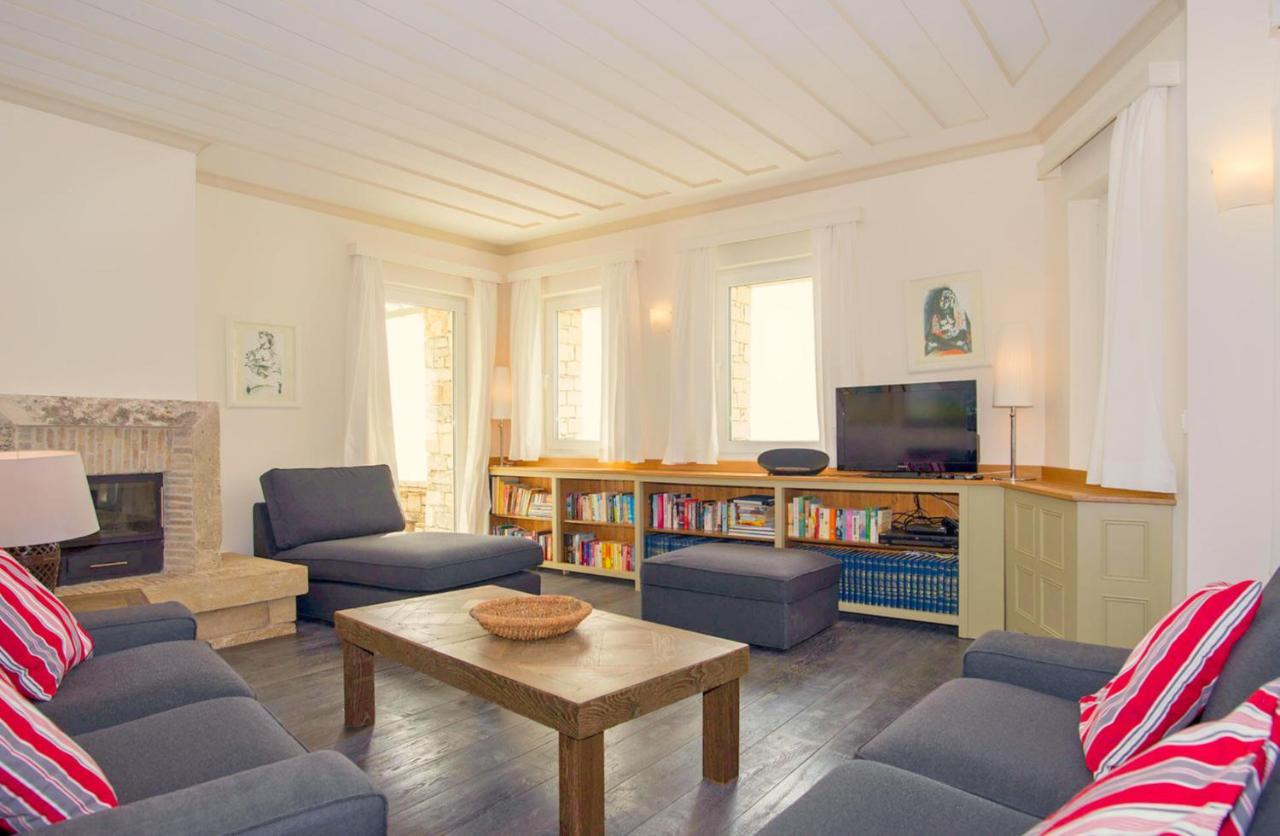 Paleopetres Blanche - Private Pool - Sea Views - Nissaki - North East Coast - * Nisaki (Corfu)
