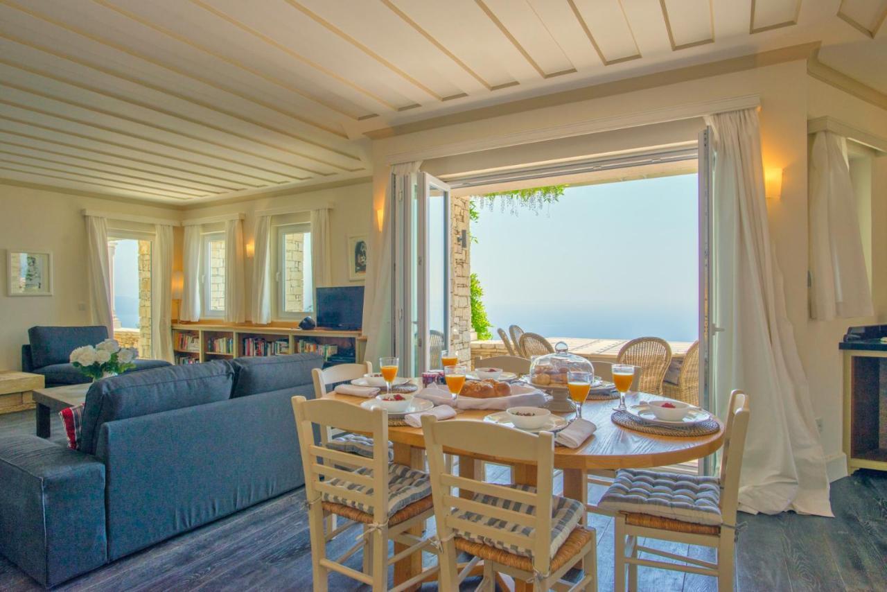 Villa Paleopetres Blanche - Private Pool - Sea Views - Nissaki - North East Coast - Nisaki (Corfu)