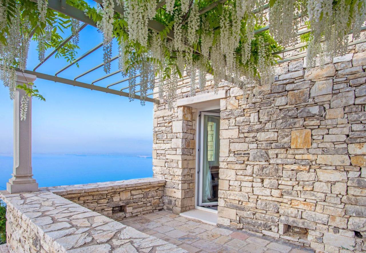 Paleopetres Blanche - Private Pool - Sea Views - Nissaki - North East Coast - Villa