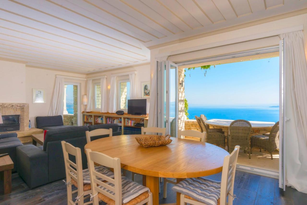 Villa Paleopetres Blanche - Private Pool - Sea Views - Nissaki - North East Coast - *
