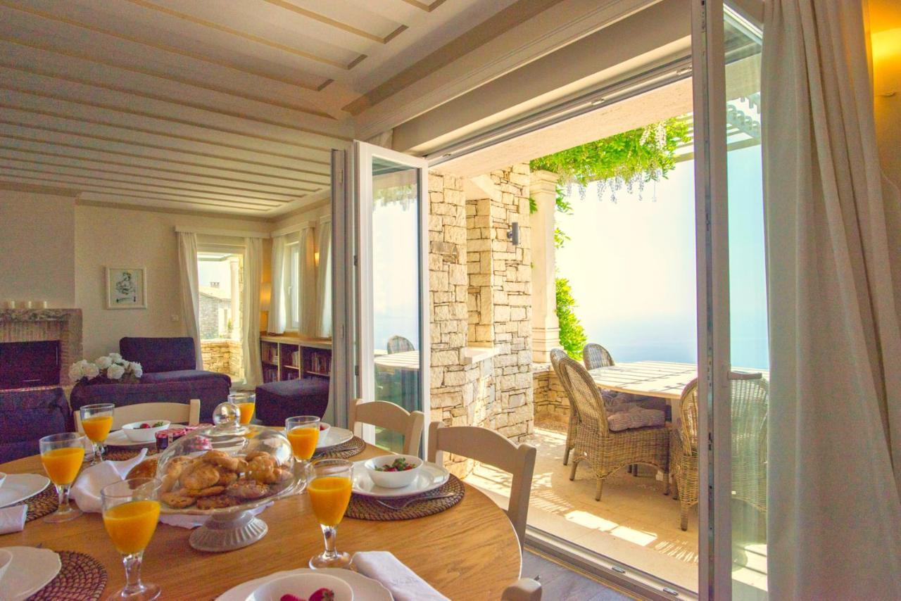 Villa Paleopetres Blanche - Private Pool - Sea Views - Nissaki - North East Coast - Nisaki (Corfu)