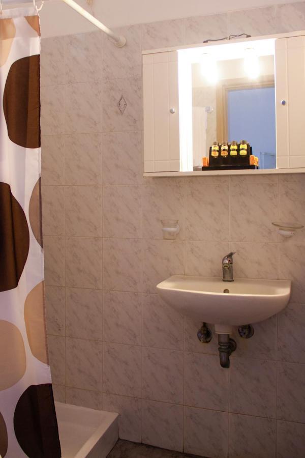 Aparthotel Parasporos Village 2*