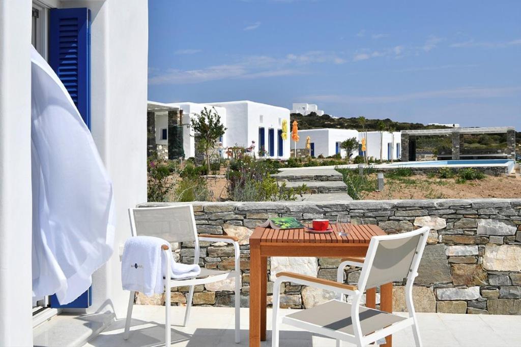 Hotel Blue Amaryllis