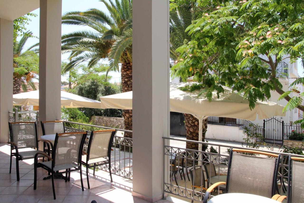Achilles Hotel Methoni (Messenia)