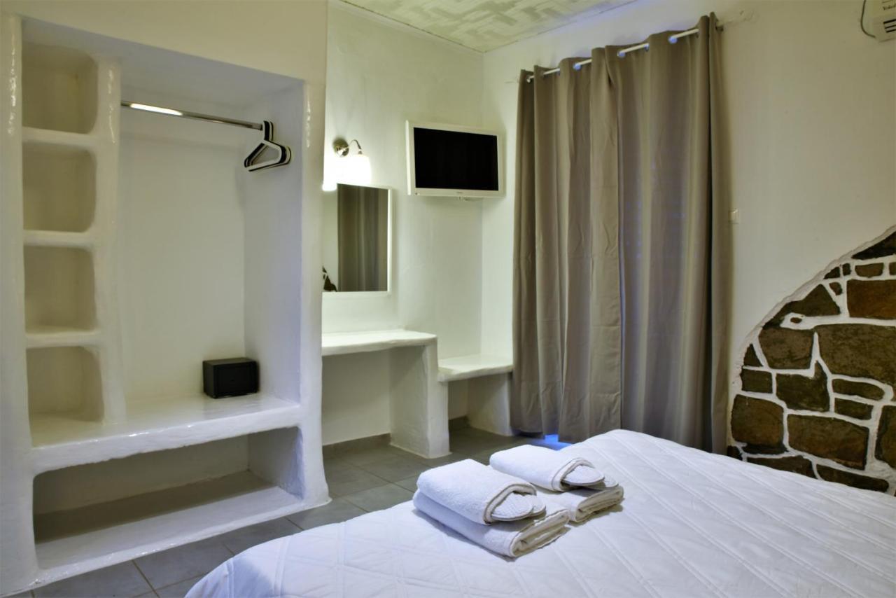 Adamas Hotel